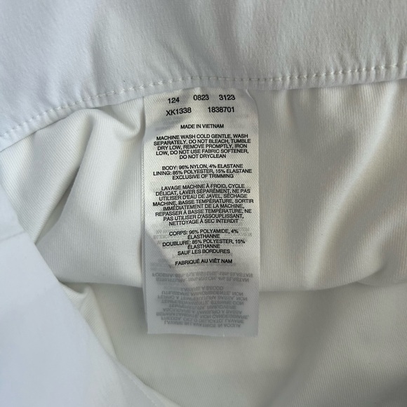 NWT Columbia Women’s White Omni-Shade Active Fit Skort XXL **FLAW** - Picture 6 of 13